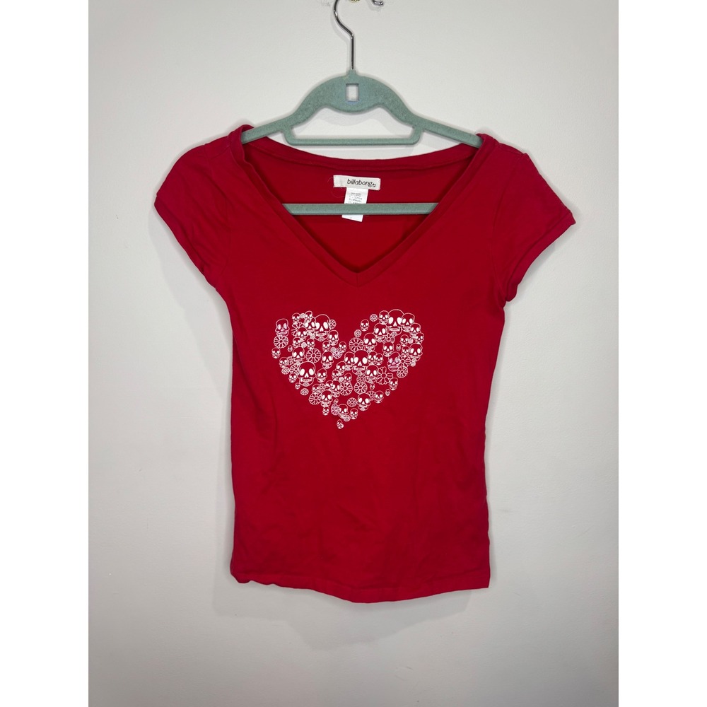 Y2K Vintage‎ Billabong Red V-Neck Graphic Tee Skull Heart Shirt Sz M